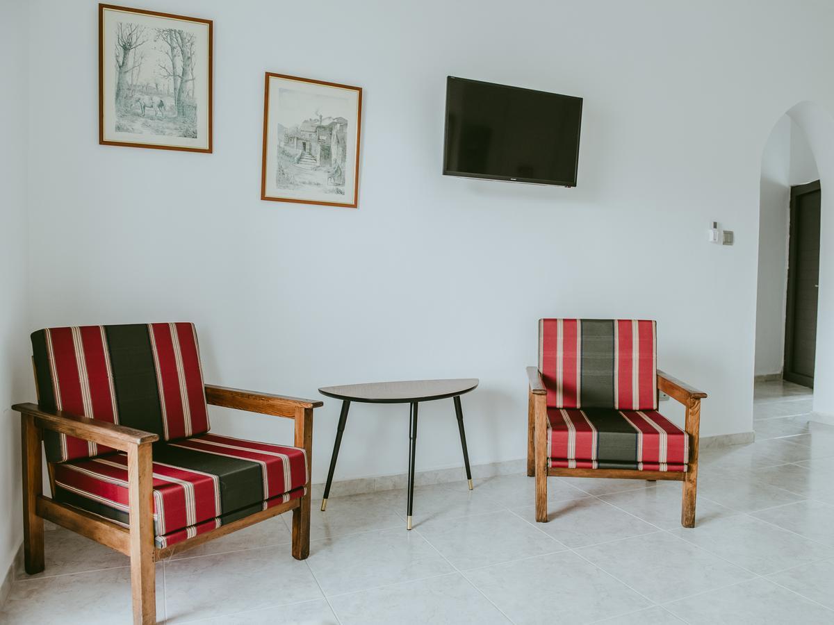 Appartement Panmari à Paphos Extérieur photo